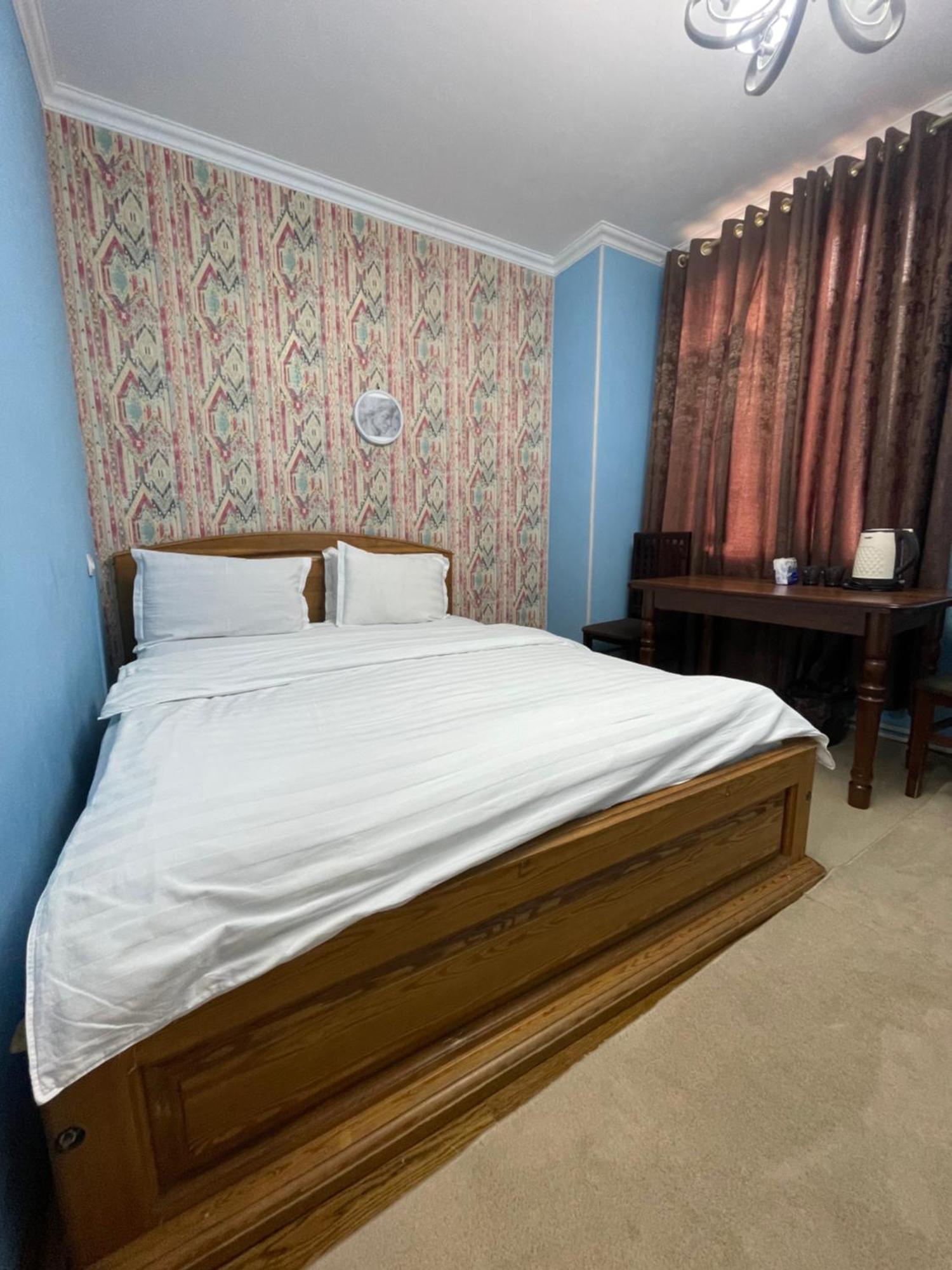 Mulberry Hotel Ташкент Екстериор снимка
