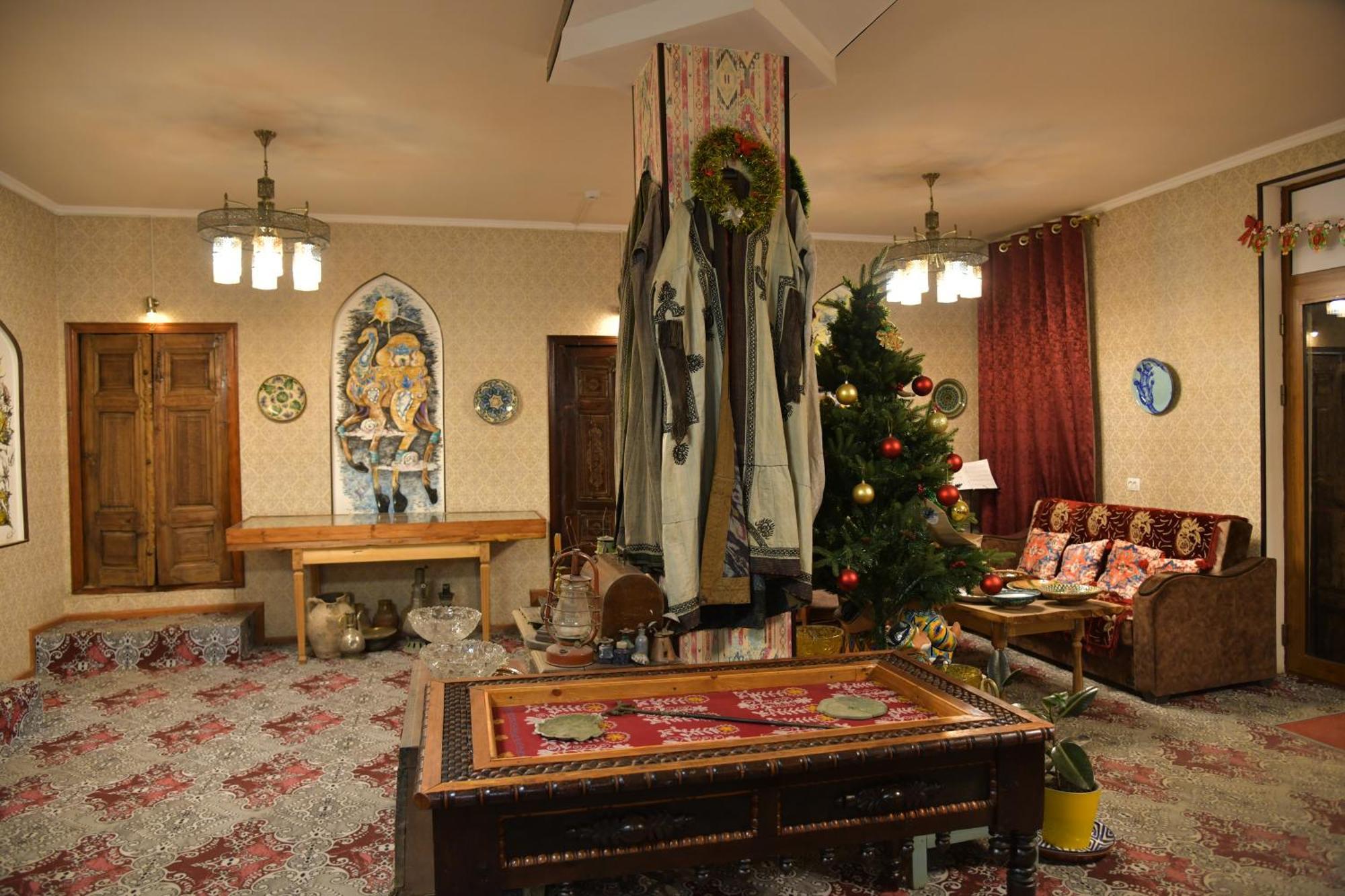 Mulberry Hotel Ташкент Екстериор снимка